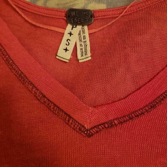 We The Free Dolman Top - Picture 2 of 5